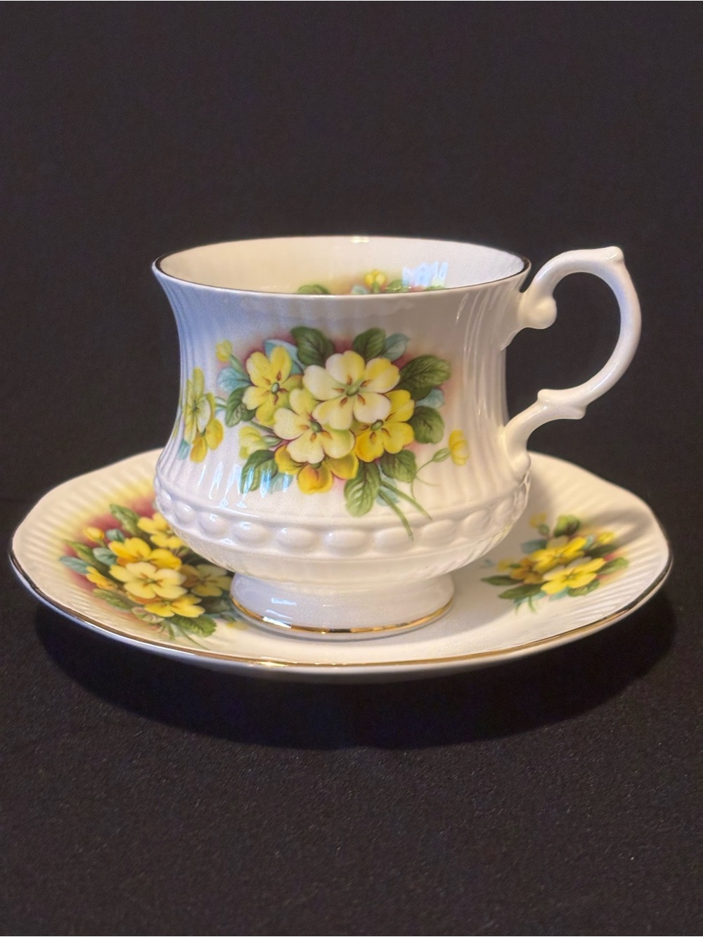 Royal Minster Fine Bone China Teacup & Saucer. Yellow Primrose. Made in England.